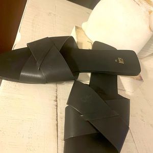H&M Sandals Slides 019